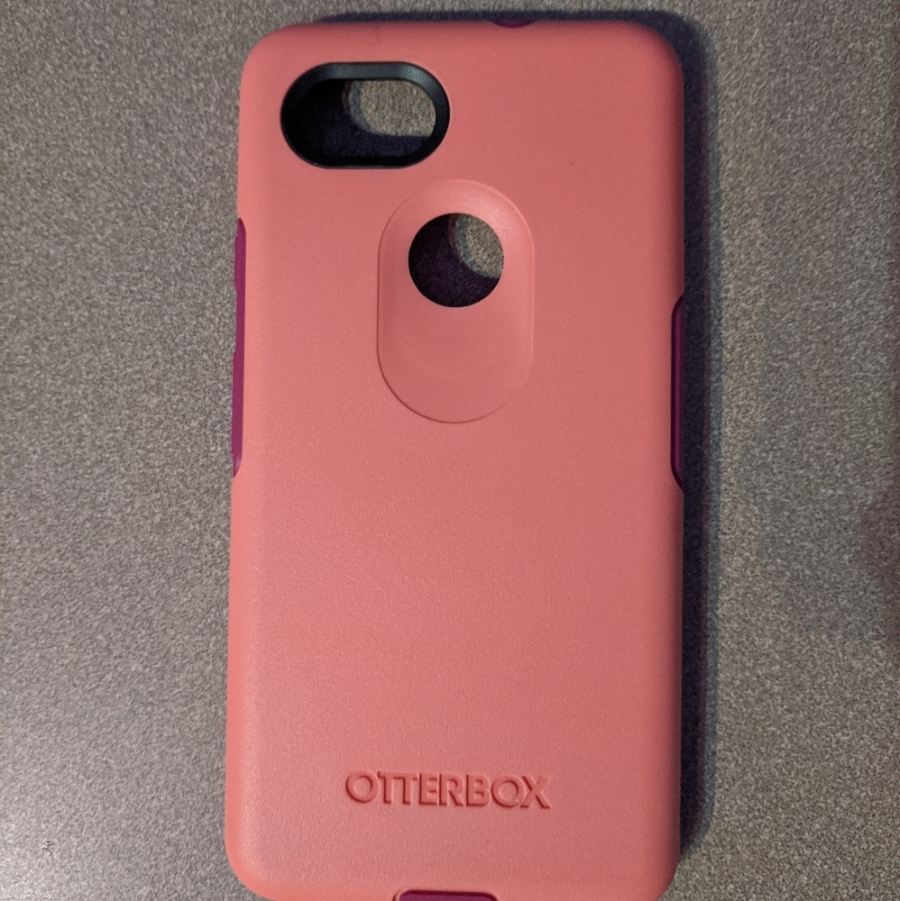 Google Pixel 2 XL OtterBox Symmetry case